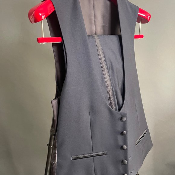 BNWT Never Worn Suit Supply Midnight Blue Lazio 3 Piece Tuxedo 38 Jacket/32 pant - Picture 9 of 9